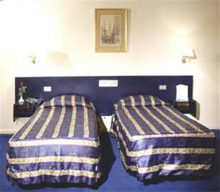 Hotel Concorde Dokki 3*